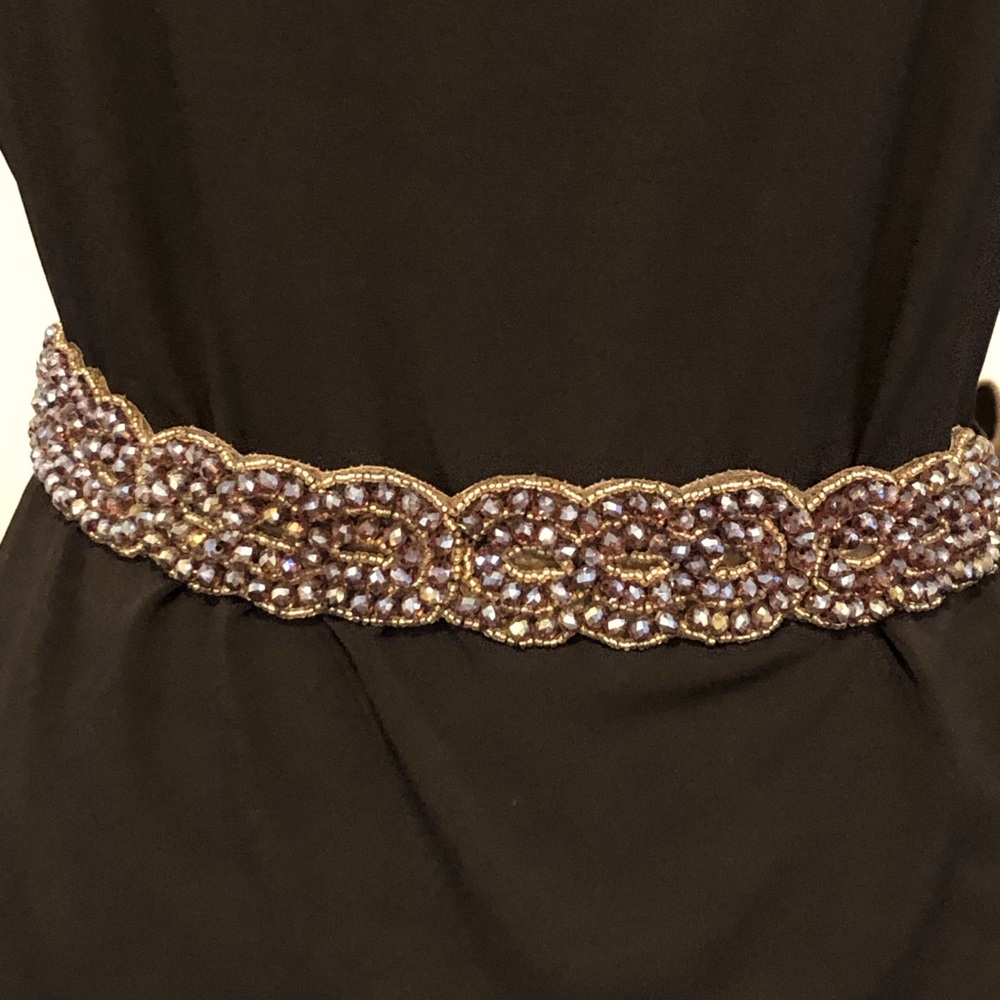 Halogen beaded stretch belt